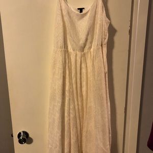 White and Gold Torrid Dress W/ Pockets